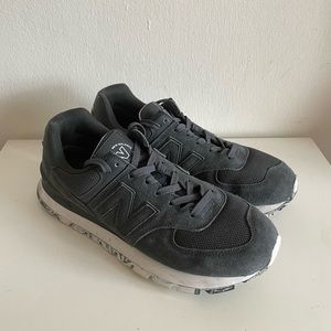 New Balance Unisex 574 rugged size 9.5m/11w